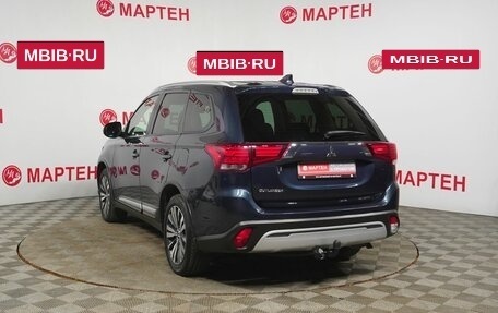 Mitsubishi Outlander III рестайлинг 3, 2020 год, 1 789 000 рублей, 7 фотография