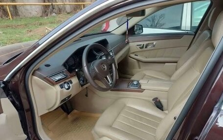 Mercedes-Benz E-Класс, 2010 год, 1 050 000 рублей, 9 фотография