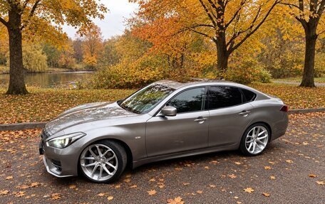 Infiniti M, 2013 год, 2 550 000 рублей, 2 фотография