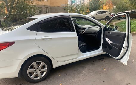 Hyundai Solaris II рестайлинг, 2013 год, 630 000 рублей, 7 фотография