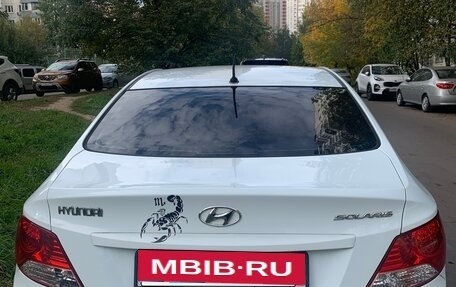 Hyundai Solaris II рестайлинг, 2013 год, 630 000 рублей, 3 фотография