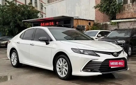 Toyota Camry, 2021 год, 3 400 000 рублей, 3 фотография