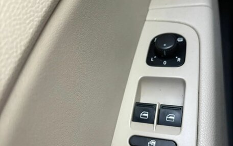 Skoda Superb III рестайлинг, 2012 год, 1 200 000 рублей, 18 фотография