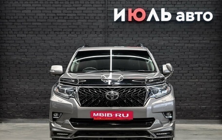 Toyota Land Cruiser Prado 150 рестайлинг 2, 2019 год, 5 200 000 рублей, 3 фотография