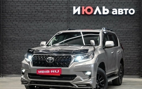 Toyota Land Cruiser Prado 150 рестайлинг 2, 2019 год, 5 200 000 рублей, 2 фотография