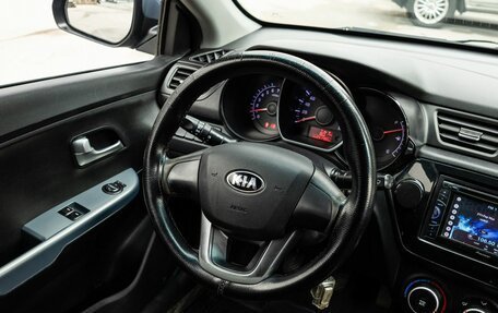 KIA Rio III рестайлинг, 2013 год, 600 000 рублей, 23 фотография