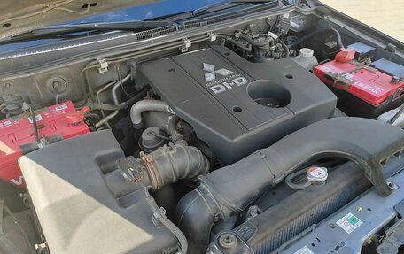 Mitsubishi Pajero IV, 2014 год, 2 380 000 рублей, 11 фотография