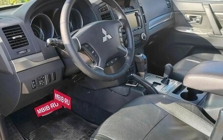 Mitsubishi Pajero IV, 2014 год, 2 380 000 рублей, 6 фотография