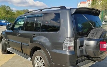 Mitsubishi Pajero IV, 2014 год, 2 380 000 рублей, 3 фотография