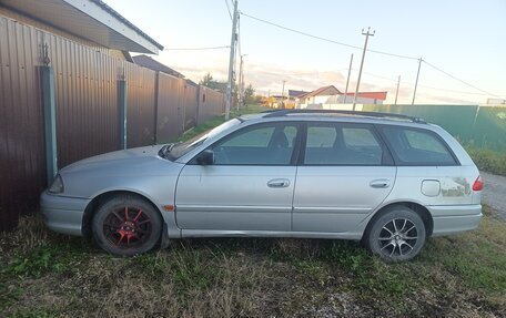 Toyota Avensis III рестайлинг, 2001 год, 299 000 рублей, 11 фотография