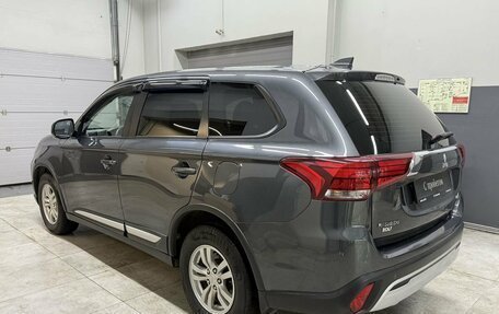 Mitsubishi Outlander III рестайлинг 3, 2019 год, 1 539 000 рублей, 6 фотография