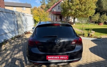 Opel Astra J, 2013 год, 885 000 рублей, 4 фотография