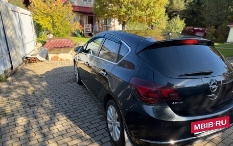Opel Astra J, 2013 год, 885 000 рублей, 3 фотография