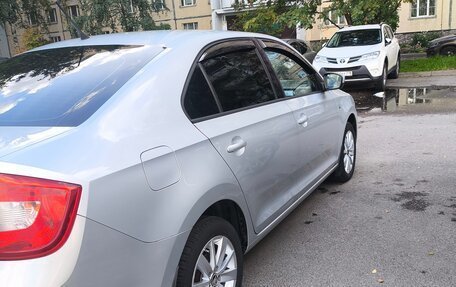 Skoda Rapid I, 2015 год, 820 000 рублей, 3 фотография
