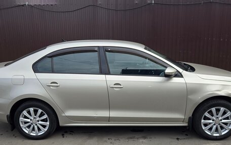 Volkswagen Jetta VI, 2013 год, 500 000 рублей, 3 фотография