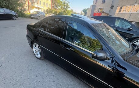Mercedes-Benz C-Класс, 2005 год, 630 000 рублей, 4 фотография