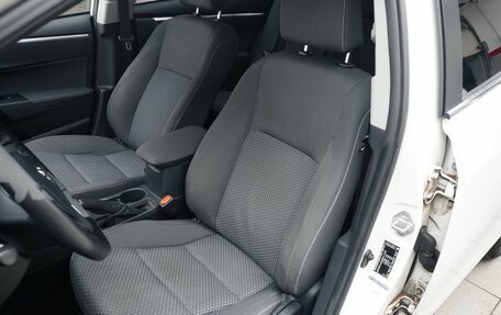 Toyota Corolla, 2016 год, 1 790 000 рублей, 7 фотография