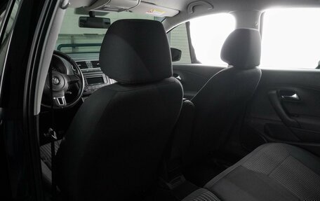 Volkswagen Polo VI (EU Market), 2013 год, 899 000 рублей, 11 фотография