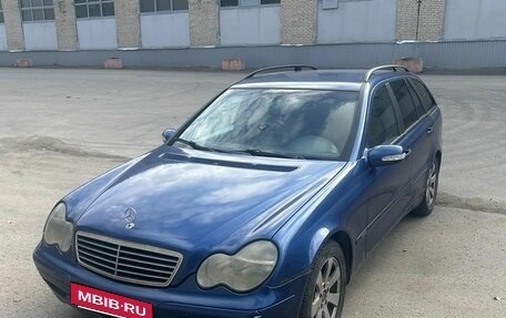 Mercedes-Benz C-Класс, 2002 год, 450 000 рублей, 2 фотография