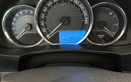 Toyota Corolla, 2014 год, 1 250 000 рублей, 10 фотография