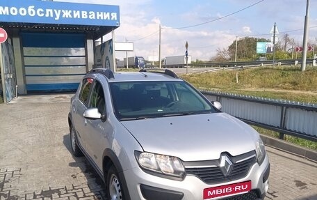 Renault Sandero II рестайлинг, 2017 год, 820 000 рублей, 1 фотография