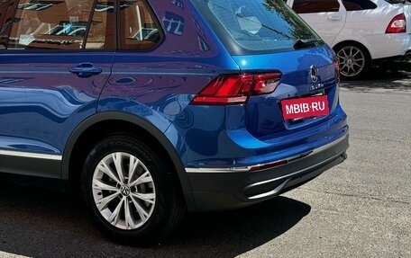 Volkswagen Tiguan II, 2021 год, 2 670 000 рублей, 10 фотография