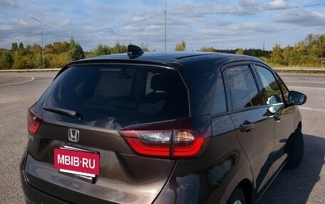 Honda Fit, 2021 год, 1 540 000 рублей, 8 фотография