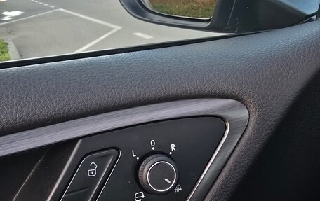 Volkswagen Golf VII, 2018 год, 1 950 000 рублей, 11 фотография