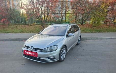 Volkswagen Golf VII, 2018 год, 1 950 000 рублей, 21 фотография