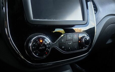 Renault Kaptur I рестайлинг, 2017 год, 1 399 000 рублей, 12 фотография