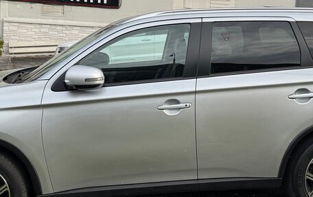 Mitsubishi Outlander III рестайлинг 3, 2014 год, 1 450 000 рублей, 1 фотография
