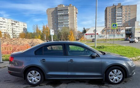 Volkswagen Jetta VI, 2014 год, 1 030 000 рублей, 6 фотография