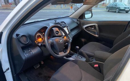 Toyota RAV4, 2012 год, 1 400 000 рублей, 13 фотография