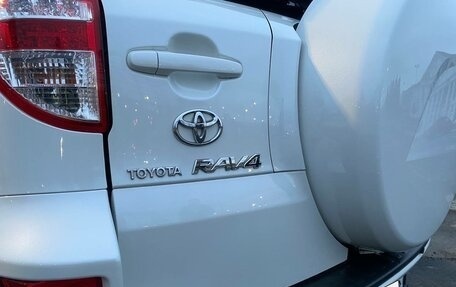 Toyota RAV4, 2012 год, 1 400 000 рублей, 20 фотография