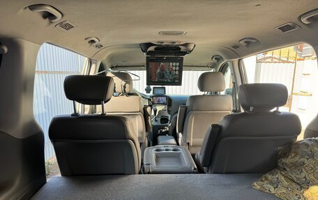 Hyundai Grand Starex Grand Starex I рестайлинг 2, 2011 год, 1 500 000 рублей, 4 фотография
