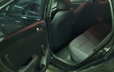 Hyundai Solaris II рестайлинг, 2015 год, 600 000 рублей, 19 фотография