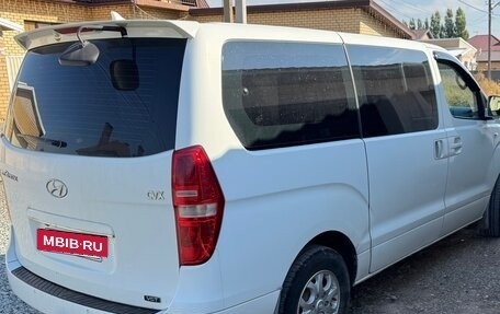 Hyundai Grand Starex Grand Starex I рестайлинг 2, 2011 год, 1 500 000 рублей, 11 фотография