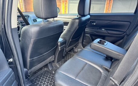 Mitsubishi Outlander III рестайлинг 3, 2012 год, 1 175 000 рублей, 7 фотография