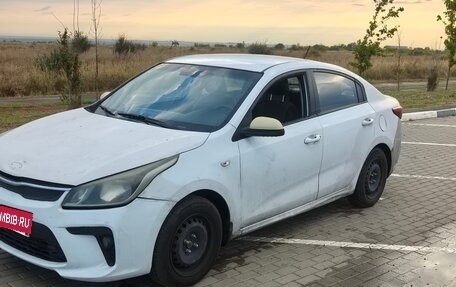 KIA Rio IV, 2019 год, 680 000 рублей, 2 фотография