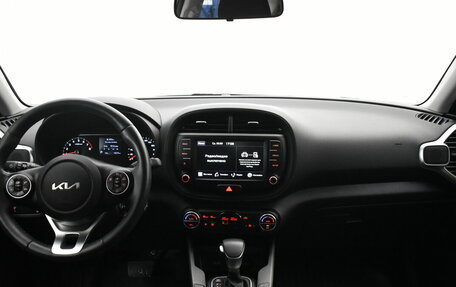 KIA Soul III, 2022 год, 2 300 000 рублей, 5 фотография