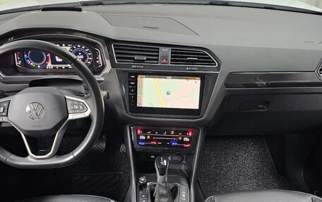 Volkswagen Tiguan II, 2022 год, 2 890 000 рублей, 7 фотография