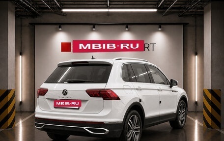 Volkswagen Tiguan II, 2022 год, 2 890 000 рублей, 3 фотография