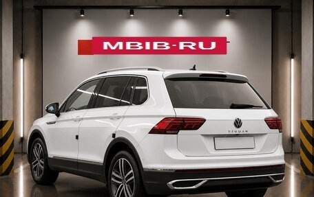 Volkswagen Tiguan II, 2022 год, 2 890 000 рублей, 6 фотография