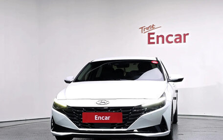 Hyundai Avante, 2022 год, 1 720 000 рублей, 2 фотография