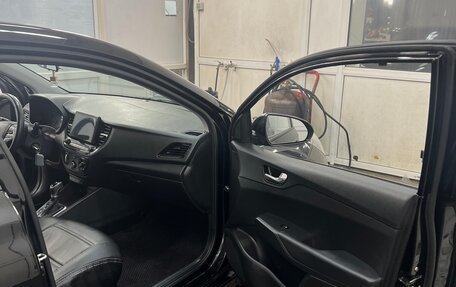 Hyundai Solaris II рестайлинг, 2021 год, 1 500 000 рублей, 10 фотография