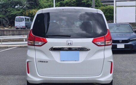 Honda Freed II, 2022 год, 1 239 000 рублей, 3 фотография