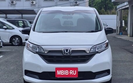 Honda Freed II, 2022 год, 1 239 000 рублей, 7 фотография