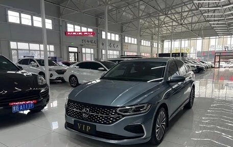 Volkswagen Lavida, 2023 год, 1 068 000 рублей, 2 фотография