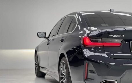BMW 3 серия, 2023 год, 2 450 000 рублей, 15 фотография