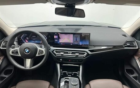 BMW 3 серия, 2023 год, 2 450 000 рублей, 11 фотография
